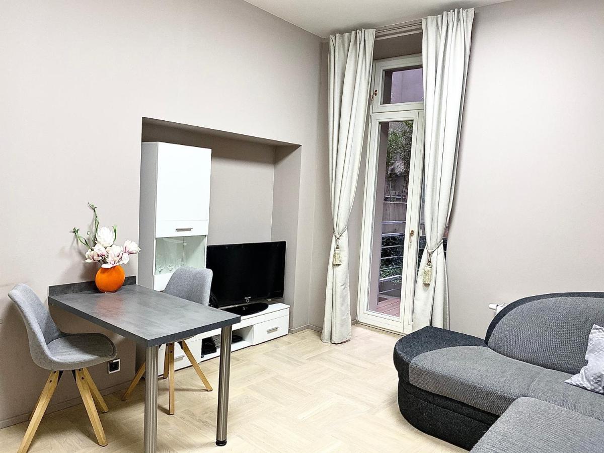 Exclusive Apartment + Best Located ปราก ภายนอก รูปภาพ